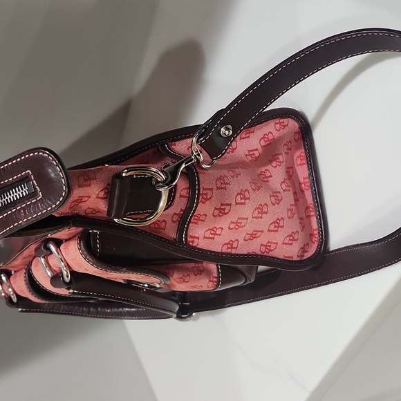 Dooney & Bourke 2 way bag - Picture 10 of 12